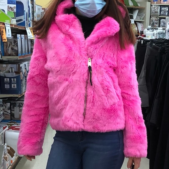 Juicy Couture Black Label Hot Pink Faux Fur Jacket - Picture 14 of 15